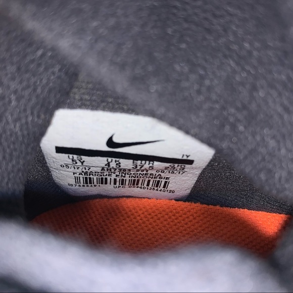 Nike Skin Gray Indoor Cleats Hypervenom X - Picture 11 of 12